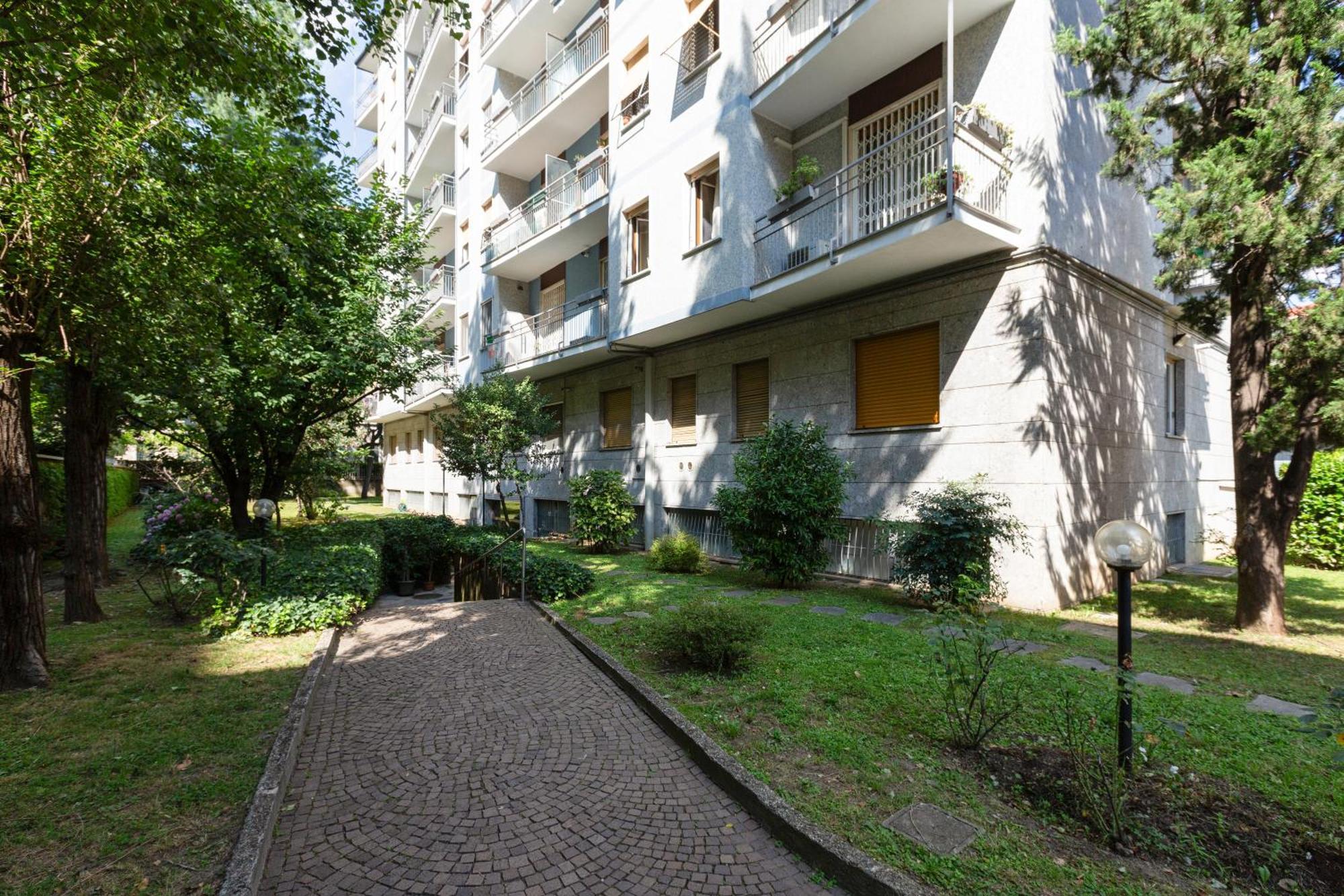 Ca' Granda M5 & Bicocca - Apartment With Parking Milánó Kültér fotó
